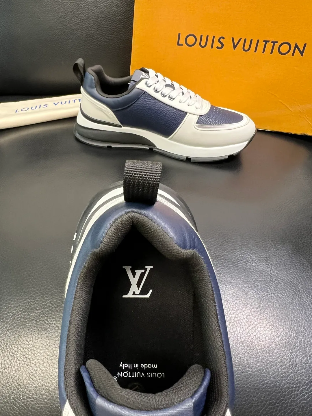 Men's shoes 💰 780 Lv High quality top crafts Louis Vuitton, sports sneakers counter synchronization, uppers imported from Italy, high-quality splicing with colorful and complex crafts, imported lambswool lining soft and comfortable, soles: original soles specially provided by the original factory, T men's shoes 💰U exclusive movable molded soles super comfortable, original and single goods, high quality, welcome to compare, code number 39-44 (customized 38 45)